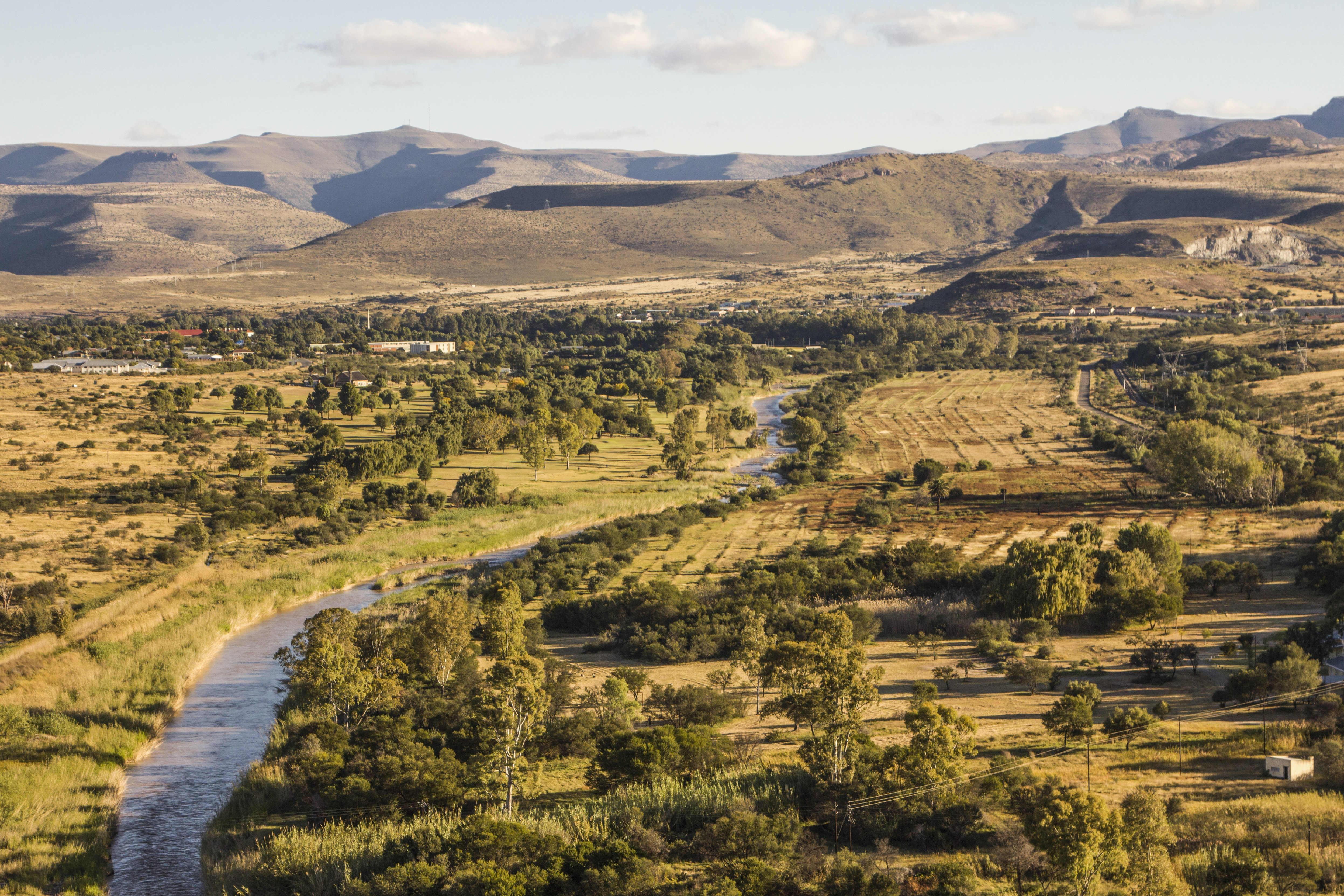Thanks to the Orange-Fish Tunnel, the Fish River valleys north and south of Cradock have become valuable irrigated land, where pecans, walnuts, lucerne and maize are successfully grown. Image: Chris Marais