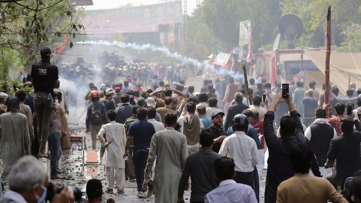 Pakistan police postpone arrest of ex-PM Imran Khan, easing unrest