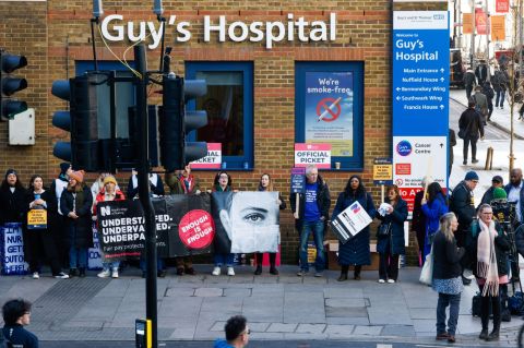 UK offers nurses 5% pay rise in bid to end most NHS strikes