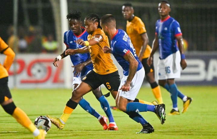 Orlando Pirates and Kaizer Chiefs welcome international break with crucial points in race for second