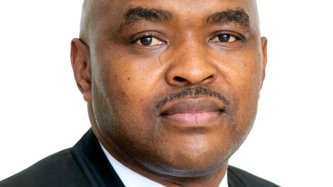 Fists, foul language and legal threats fly in Tshwane council after dramatic vote for speaker