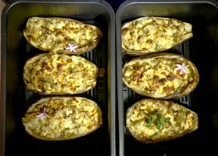 What’s cooking this AirFryday: Stuffed aubergines, air fryer style
