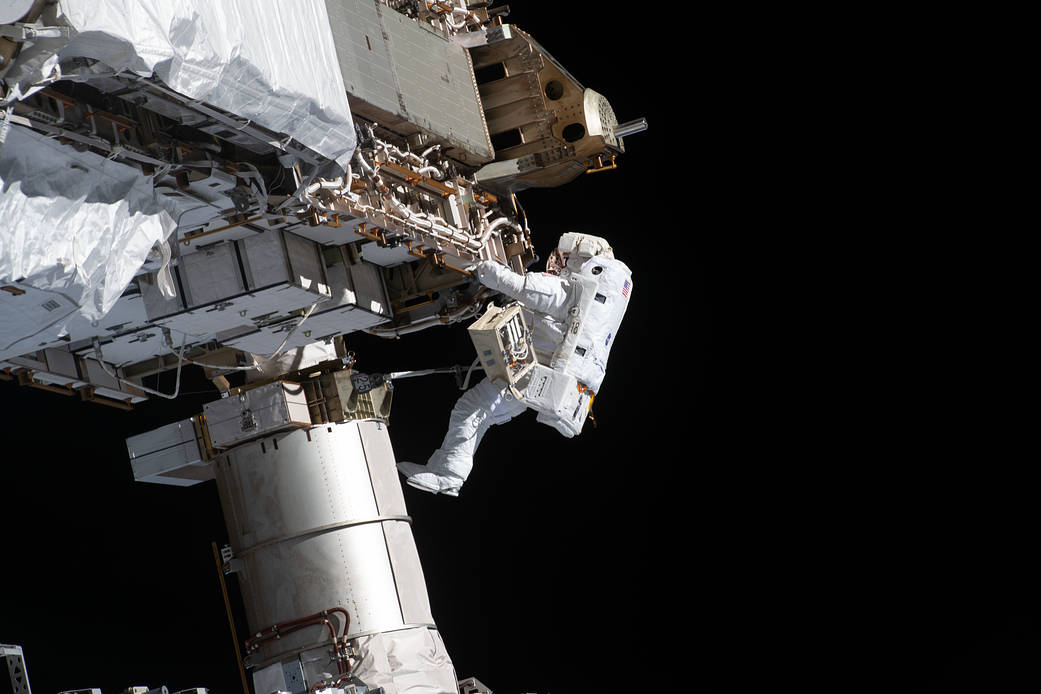 NASA spacewalker and Expedition 64 Flight Engineer Victor Glover works to ready the International Space station's port-side truss structure for future solar array upgrades. Image: NASA