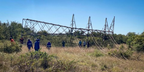 Collapsed pylons – 48 hours in the dark and counting for many Tshwane residents, City asks Eskom for help