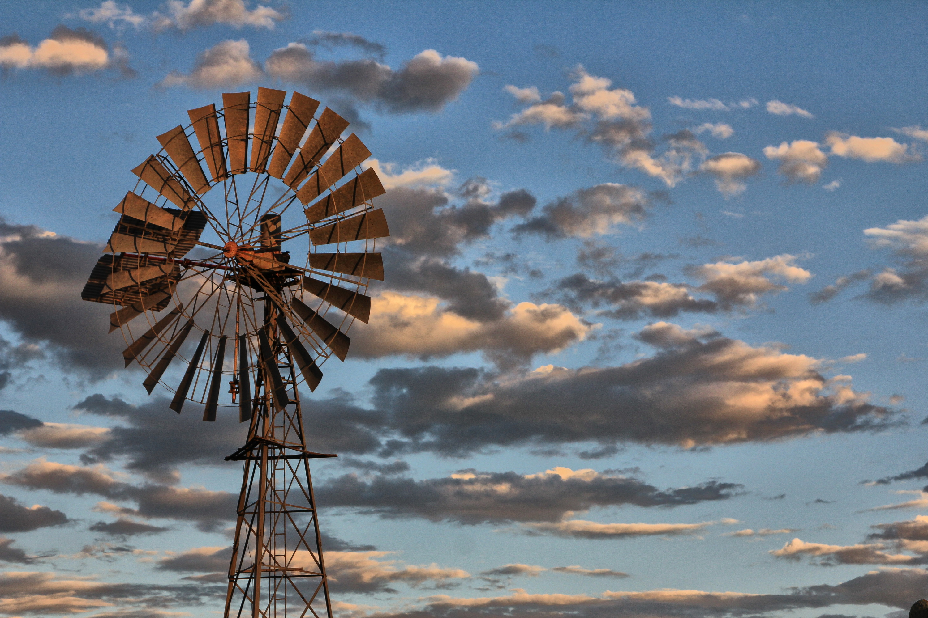 The Boomskraap wind pump at the end of day. Image: Chris Marais