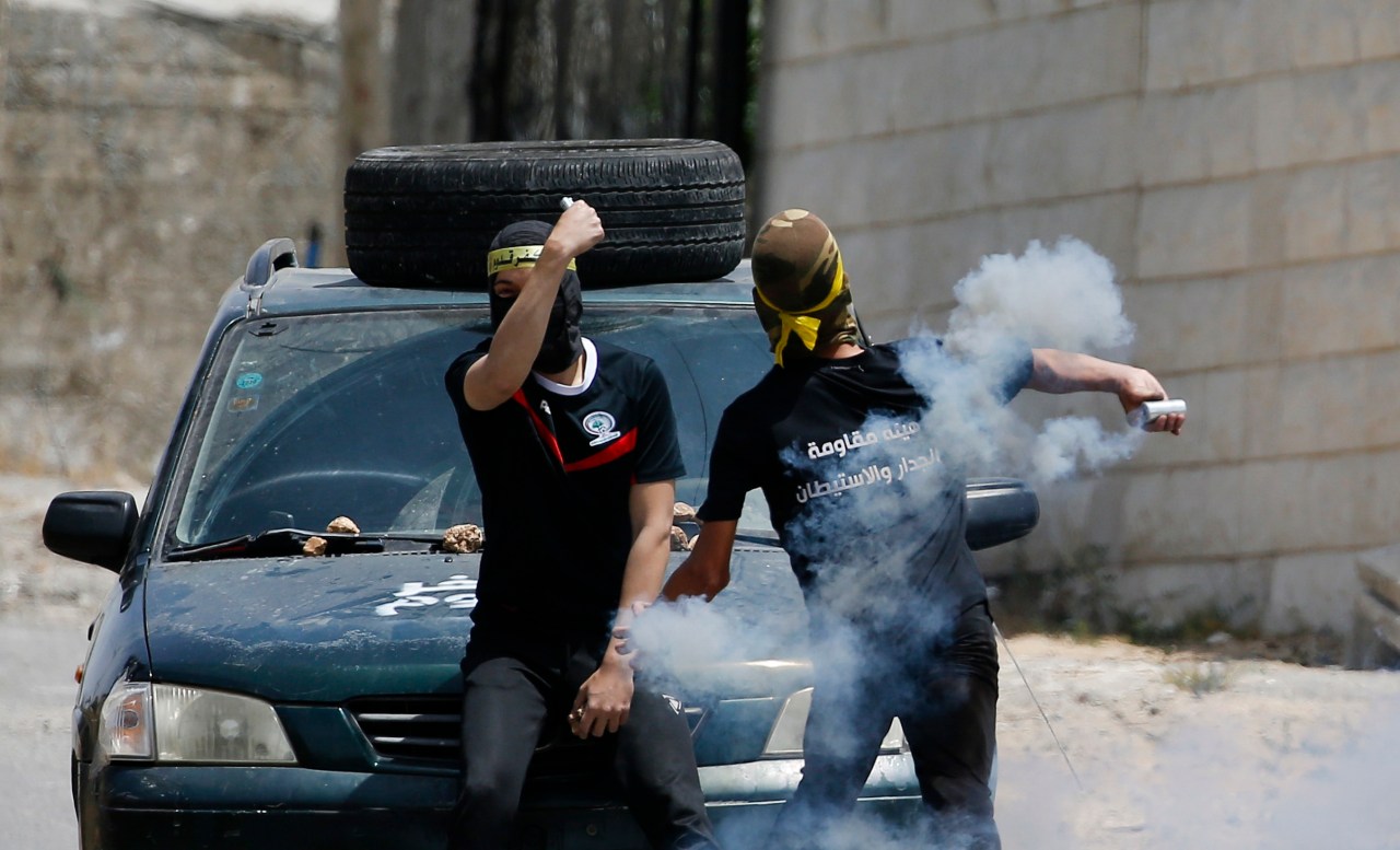 West Bank: Palestinian gunmen kill Israeli settler in West Bank