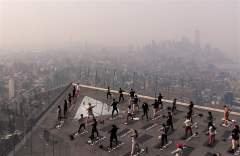 New York engulfed in smoke from Canadian wildfires, and more from around the world