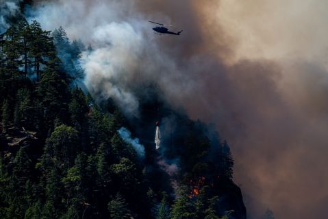 Hundreds of forest fires still out of control in Canada