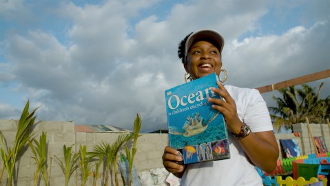 Picking up plastic pollution – one woman’s goal to clean up Nigeria’s beaches, and empower women and youth