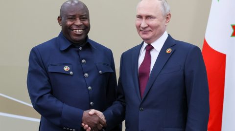 Kyiv steps up counteroffensive in south; Putin rewards African allies with promise of free grain