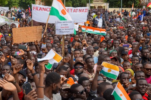 Niger junta suspends French broadcasts as supporters protest against sanctions