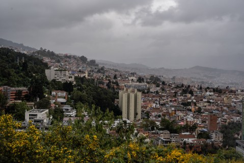 Magnitude 6.3 quake shakes Colombian capital, one person dead