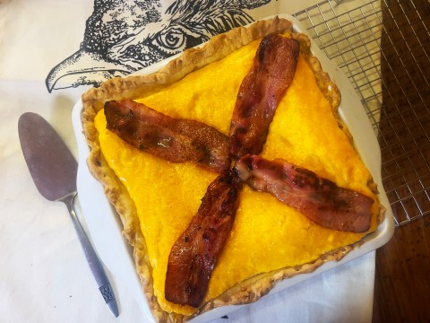 Lekker Brekker Monday: Cheesy egg pie with bacon