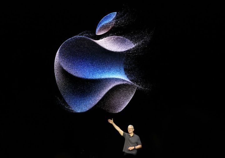 Apple’s $110bn stock buyback plan is largest in US history