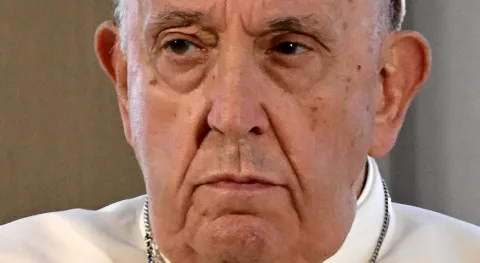 Pope Francis aims at climate deniers, weak politicians and ‘irresponsible’ Americans