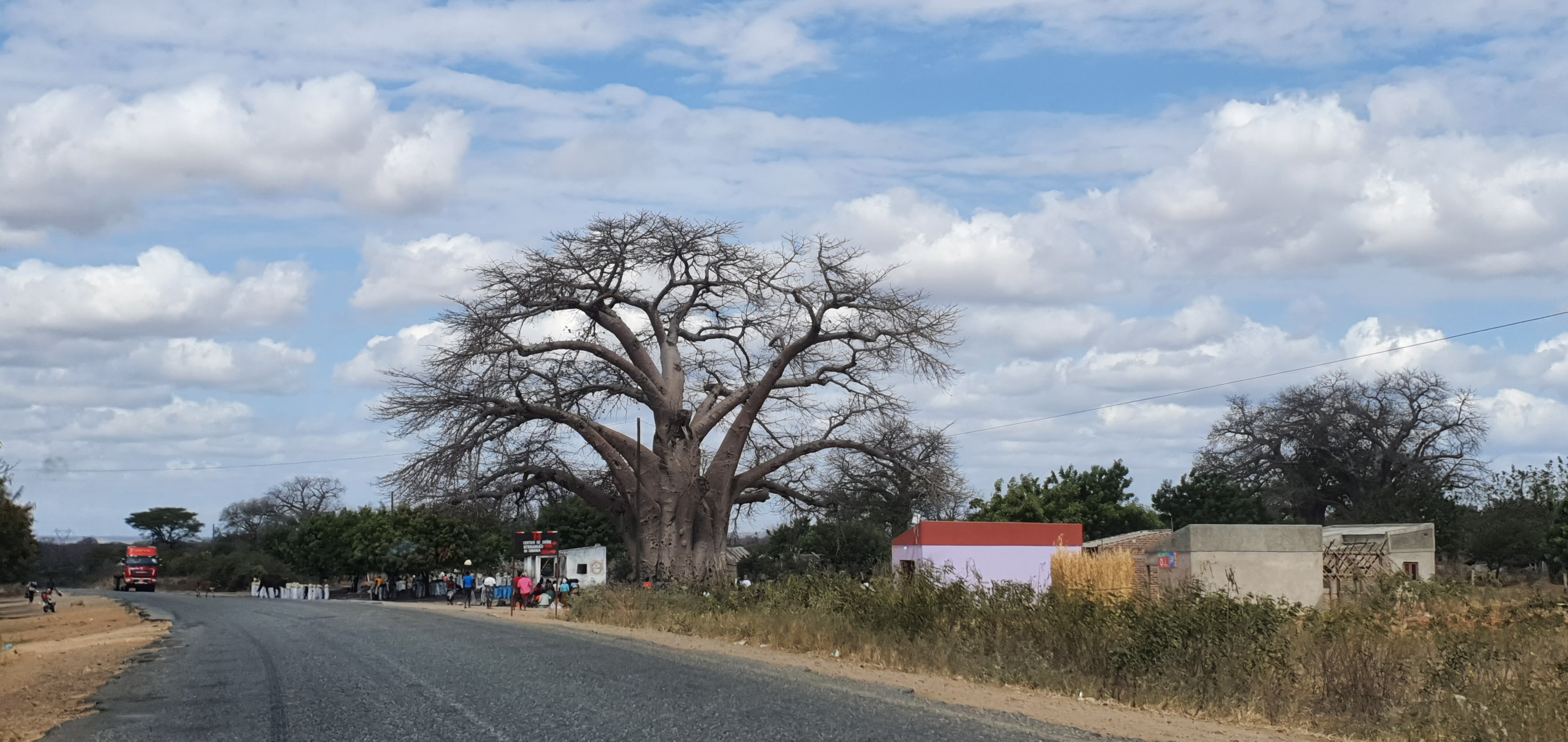 Road from Mozambique to Mutare, Zimbabwe