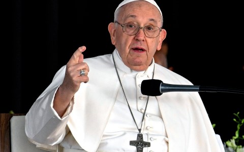 Pope Francis approves blessings for same-sex couples under certain conditions