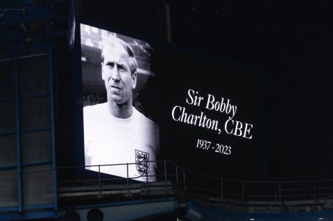 England and Manchester United great Sir Bobby Charlton dies at 86