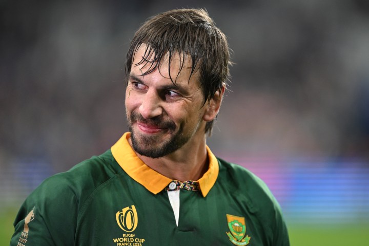 Winners Etzebeth and Mapimpi back in URC rugby action this weekend, Harris plays 400th match