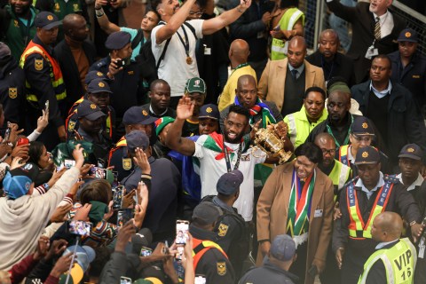 Siya Kolisi lifting the trophy at O.R. Tambo International Airport. The Springboks beat New Zealand in the final on Saturday, winning their 4th Rugby World Cup. 31 October 2023. (Photo: Felix Dlangamandla)