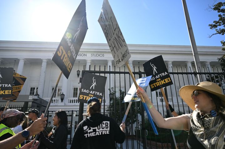 Actors Strike Ends as Studios, Union Reach Tentative Deal