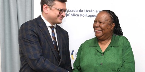 Foreign ministers of Ukraine and SA hit it off in Pretoria