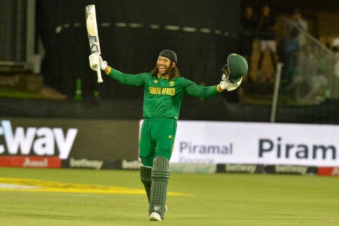 De Zorzi leads Proteas to emphatic win over India with maiden ODI century