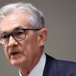 Powell Brushes Off Rate-Cut Bets as Fed Moves Carefully