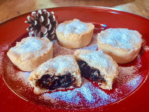 What’s cooking today: Fruit mince pies in your air fryer