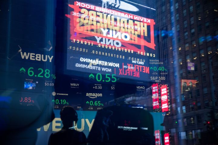 Amazon Has Wall Street Seeing Return to Record Stock Price
