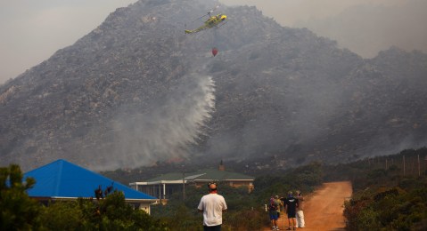 ‘Almost apocalyptic’ — Pringle Bay evacuated after another Western Cape inferno