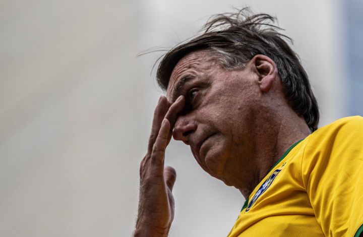 Bolsonaro Forged Covid Vaccination Proof, Brazil Police Say