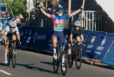 Kent Main and Tiffany Keep clinch brilliant finishes to win Cape Town Cycle Tour