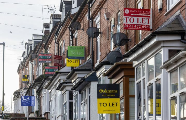 UK tenants facing double-digit squeeze in rents, outpacing pay