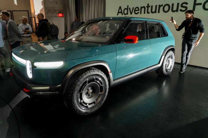Rivian, Lucid Eye Record Lows as Ford Price Cut Fans EV Concerns