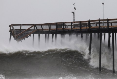 US beach town braces for powerful Hurricane Florence
