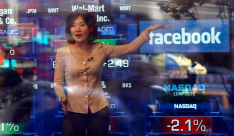 Facebook prices at top of range in landmark IPO