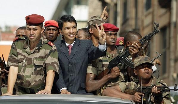 Madagascan mediators install new PM amid protests