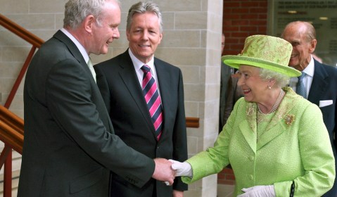 Queen Elizabeth shakes hands with ex-IRA chief