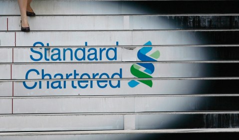 Standard Chartered shares tumble on Iranian dealings