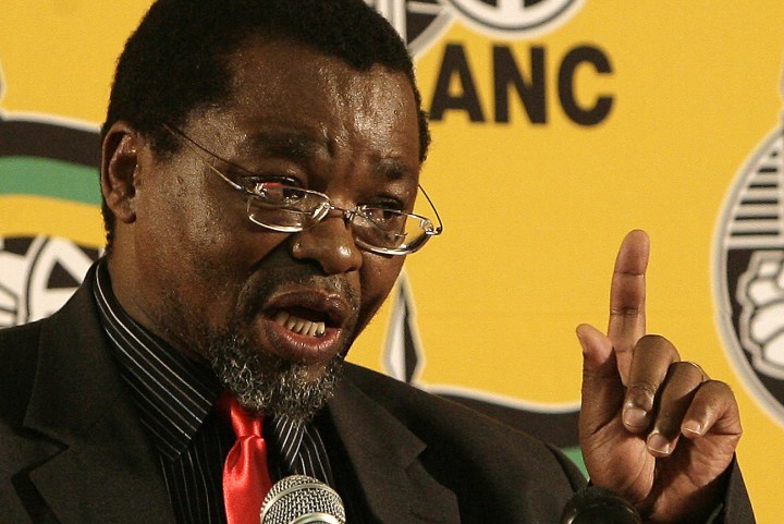 ANALYSIS: NUM deals the Eskom race card a deathblow; prepares to pummel ANC Youth League