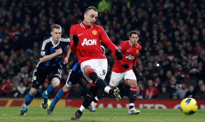 Berbatov says Ferguson would sell him for five million pounds