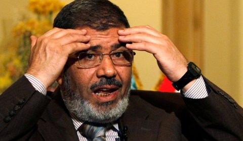 Mursi wants Egypt at centre of Arab affairs, urges end to Syrian government