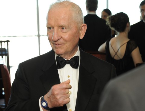 Ross Perot makes billions on deal with Dell