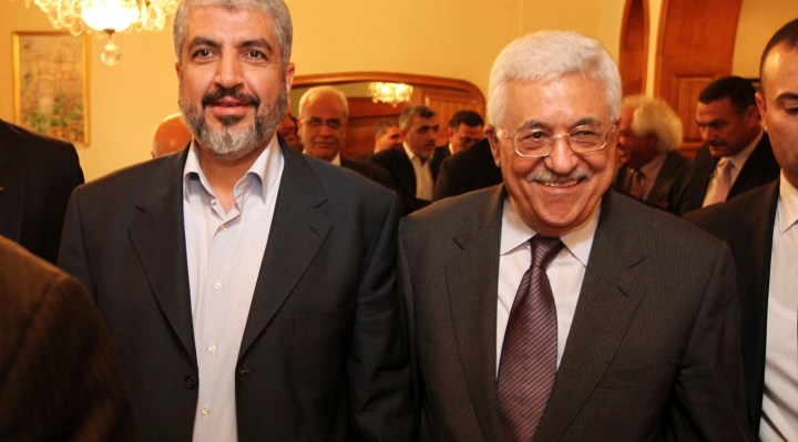 Palestinian rivals begin unity government talks