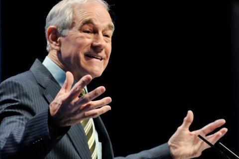 Ron Paul, Tea Party’s intellectual father, also applies for the biggest job