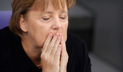 Open letter to the German Chancellor: sacrifice Spain