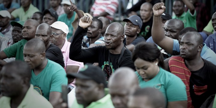 Wage deal struck on platinum belt – but tensions simmer on