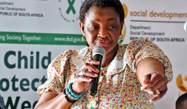 Social Grants Crisis: Rogue minister on a suicide mission – Bathabile Dlamini undermines Parliament, again
