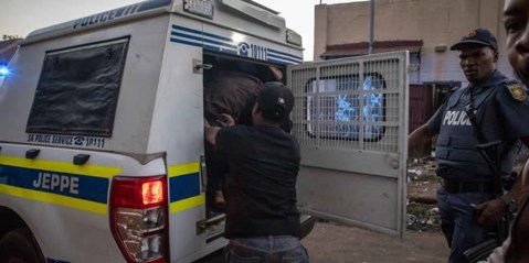 Looting continues across Gauteng, with scores arrested